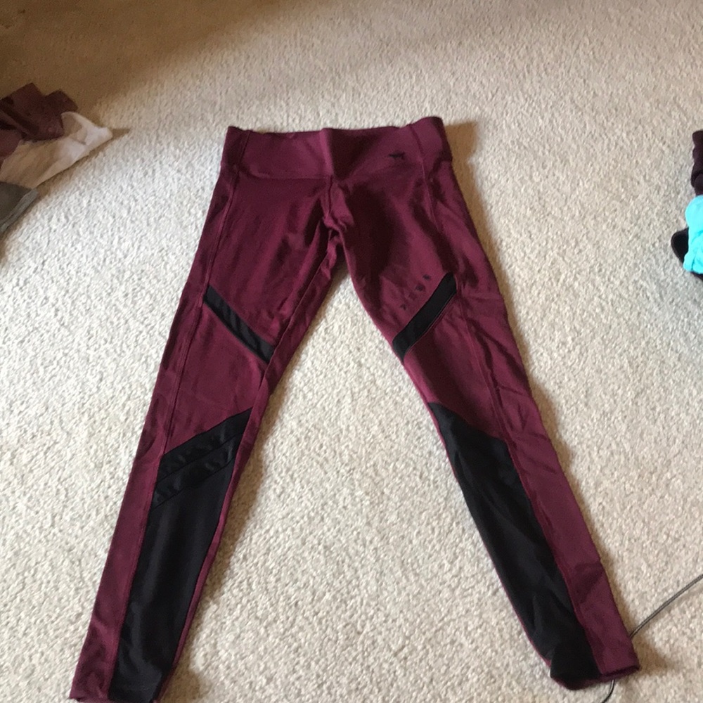 Maroon PINK leggings size small w/ mesh cutouts